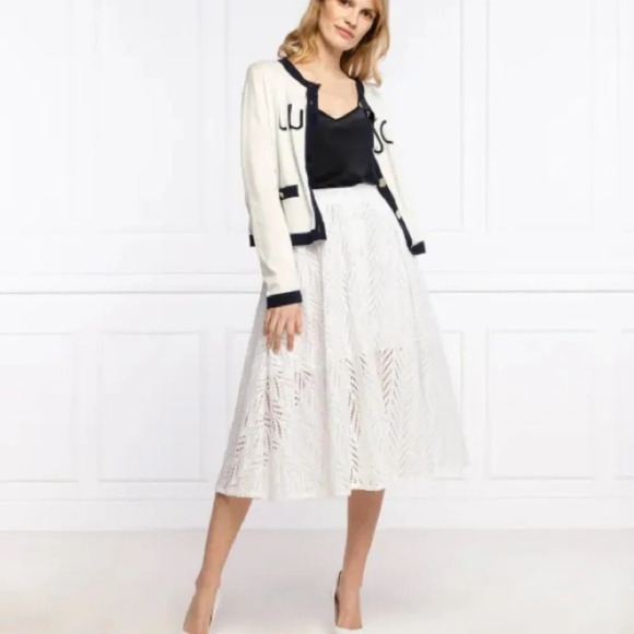 Guess Dresses & Skirts - ❤️Host Picks❤️[XS]Guess NAJM Skirt with perforations